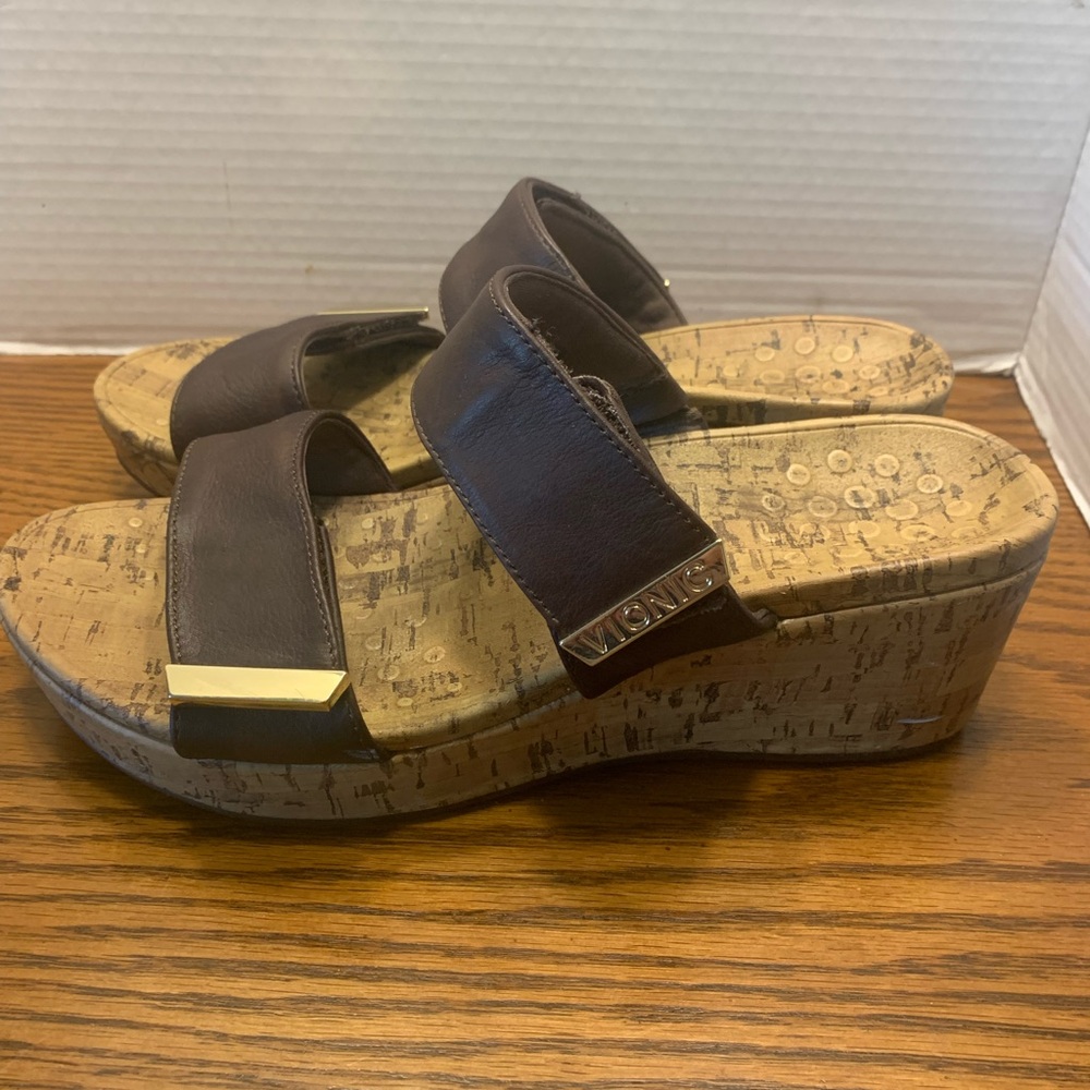 Vionic Brown Leather Wedge Shoes with Cork look Footbed Size 9 - Picture 5 of 14